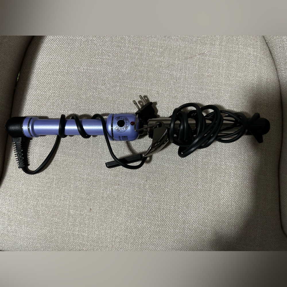 Hot tools 1” curling iron
